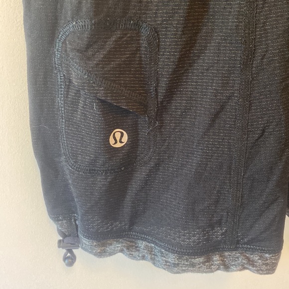 Lululemon shirt, size 4 - Picture 3 of 3